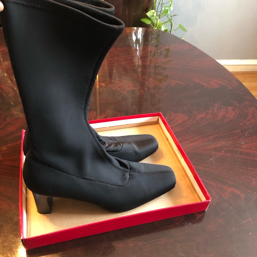 Women’s shoes.